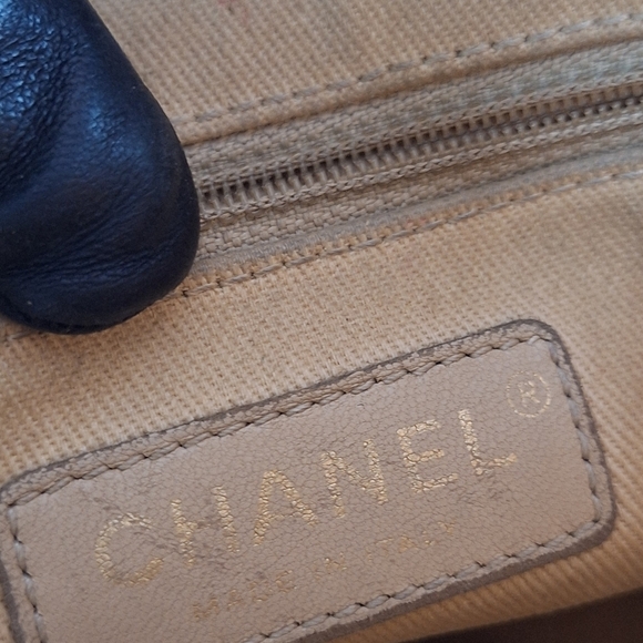 Chanel Gold Woven Women's Bag - Picture 10 of 14